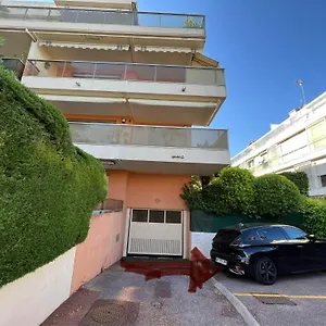 Superbe Avec Terrasse Au Cap D'antibes Appartement
